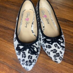 Penny Loves Kenny Leopard Print Flats with Black Accents